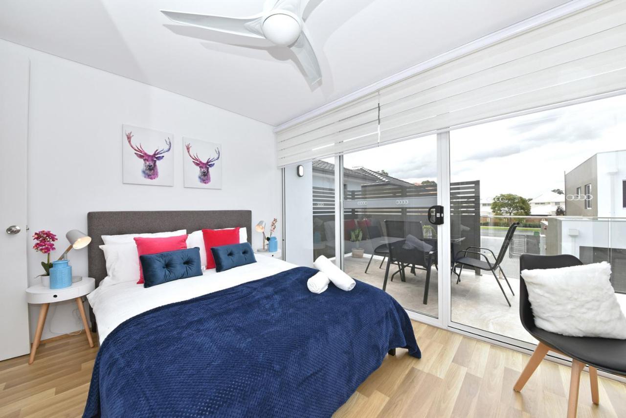 2X2 Modern Apartment Near Airport And City Perth Buitenkant foto