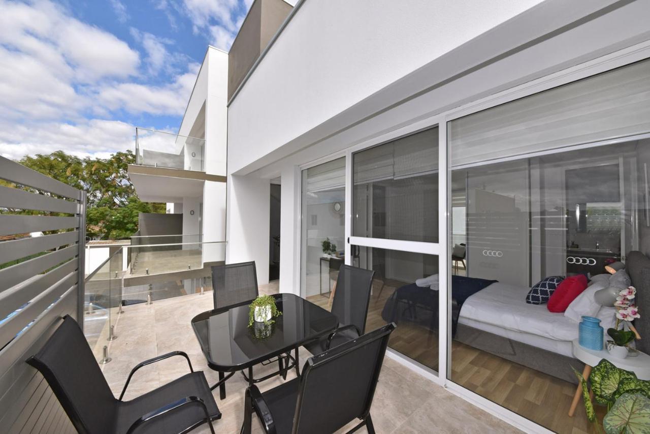 2X2 Modern Apartment Near Airport And City Perth Buitenkant foto