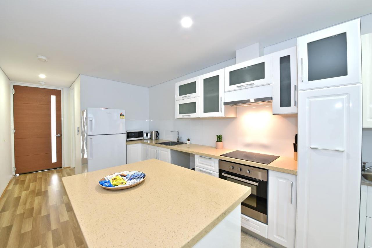 2X2 Modern Apartment Near Airport And City Perth Buitenkant foto
