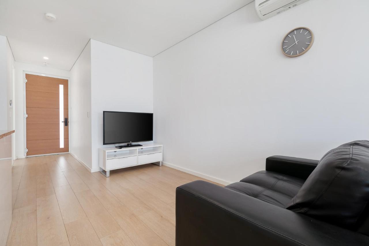 2X2 Modern Apartment Near Airport And City Perth Buitenkant foto